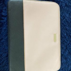 Kate Spade Good Condition Laptop Case